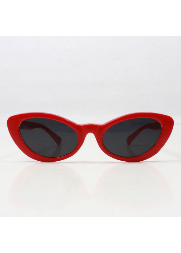 Cat eye sunglasses