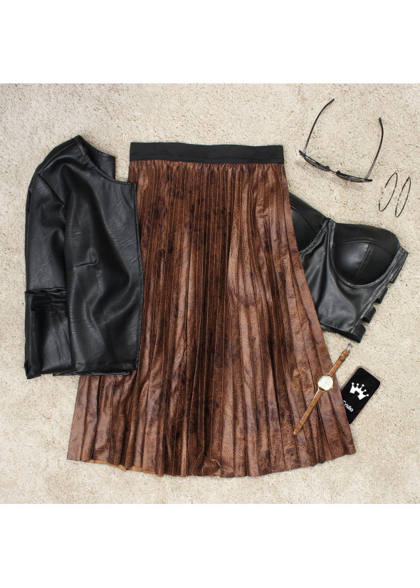 Leatherette pleated skirt