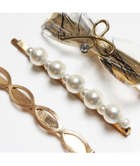 Hair clips with seashells