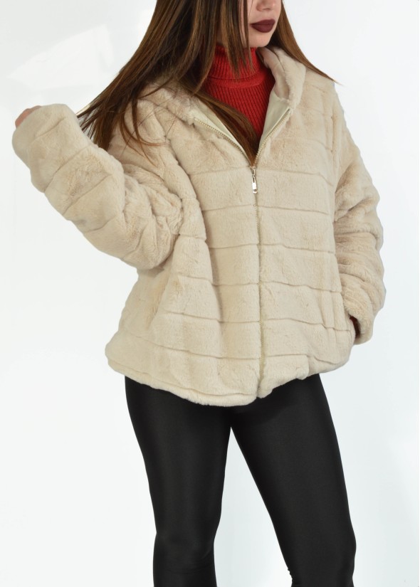 Faux fur with zip and hood