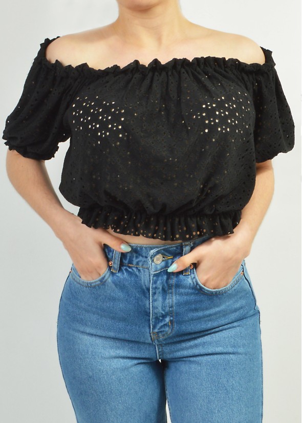 Crop top with lace