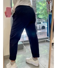Elastic trousers with stich