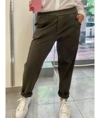 Elastic trousers with stich