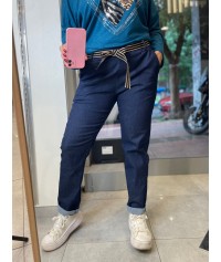 Straight stretch jeans