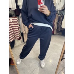 Plus Size Set with white layering detail