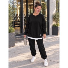 Plus Size Set with white layering detail