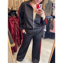 Set with cardigan and pants with print and stripes
